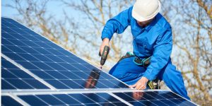 Installation Maintenance Panneaux Solaires Photovoltaïques à Olliergues